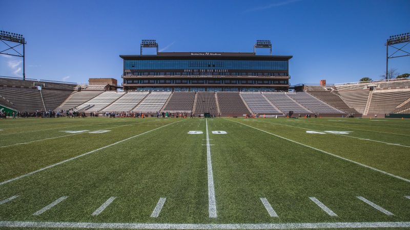 CSA-Fotografia-Corporativa-Viagem-Universidade-Estadio-Futebol-Americano-2